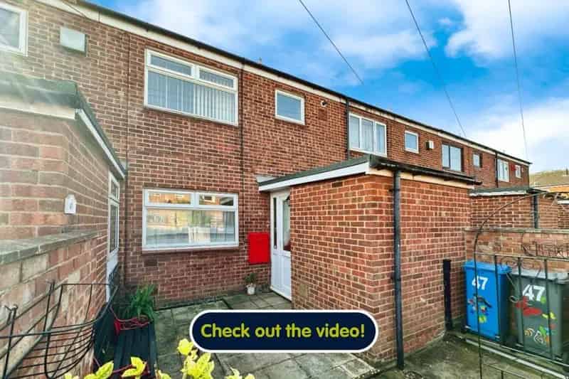 3 Bedroom Terraced House For Sale