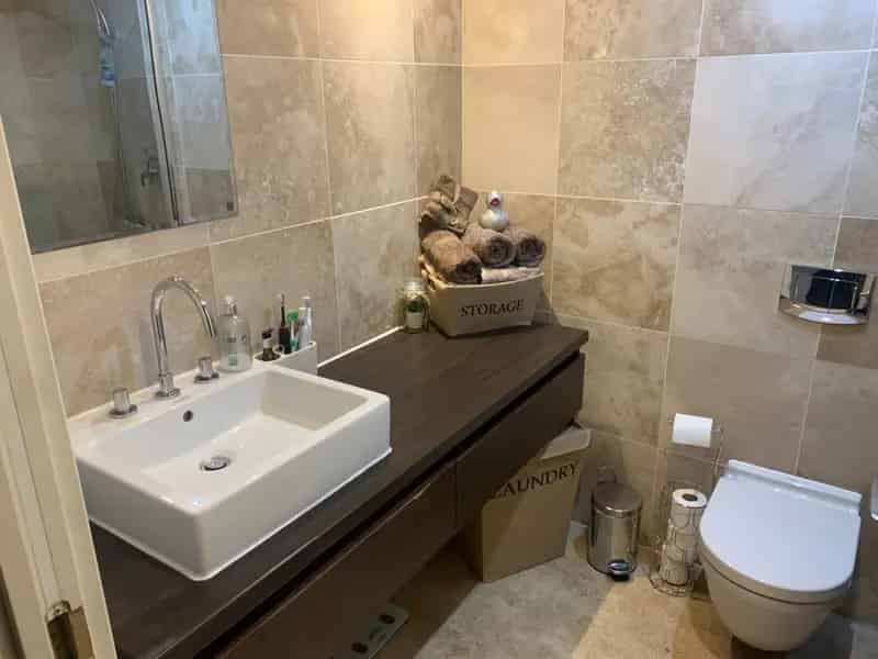 Furnished City Centre Apartment with Parking - Available End of August