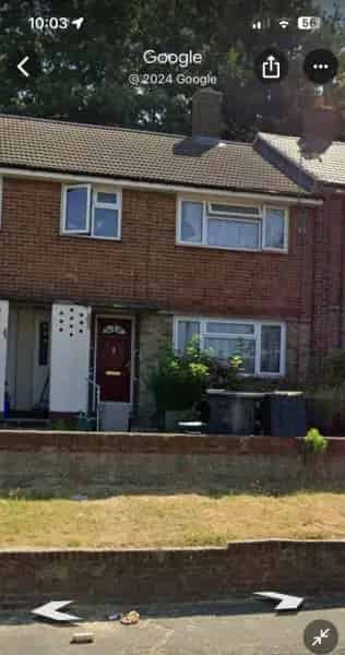3 Bed House Near School and Country Park Needs Some Work