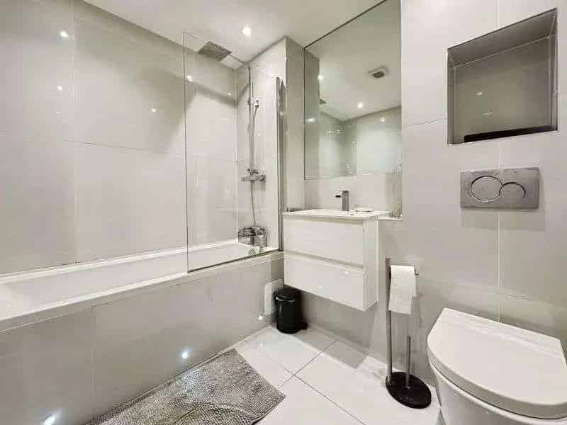 2 Bed Property for Sale near Mill Hill and Edgware