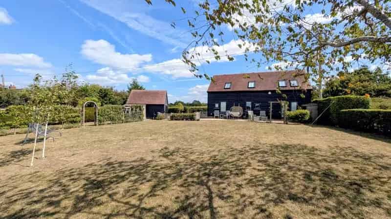3 Bedroom Detached House for Sale in Church Lench, Worcestershire