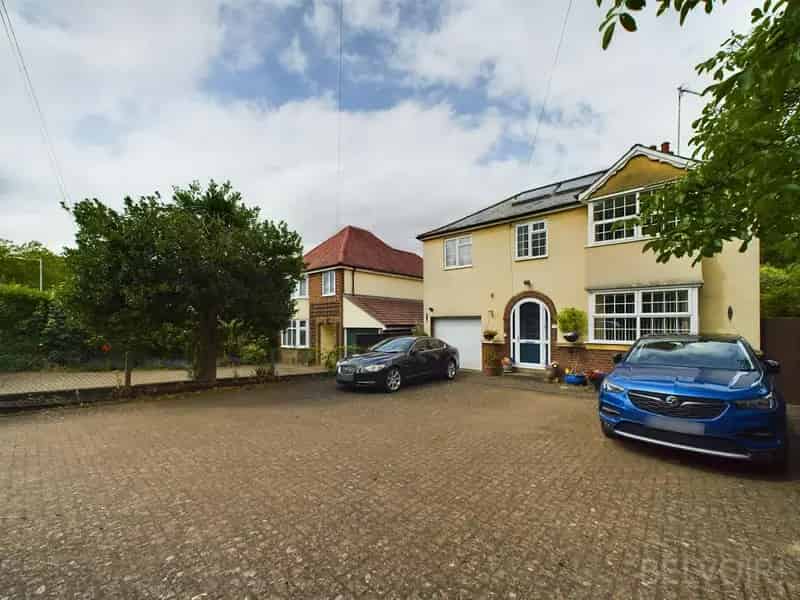 Extended 1930s Family Home in Bury St Edmunds