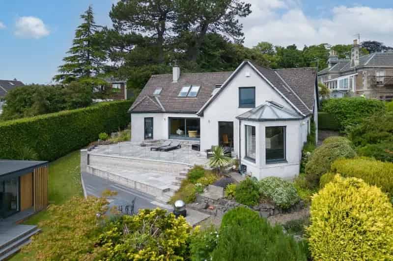 Villa For Sale in Broughty Ferry - The Hollies Orchard