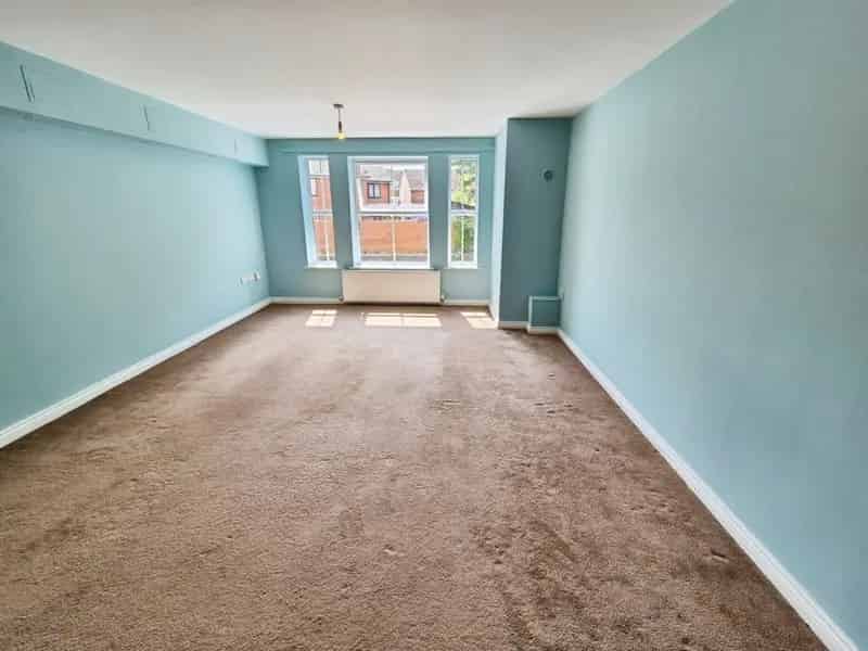 2 Bedroom Flat To Rent Available 23052025
