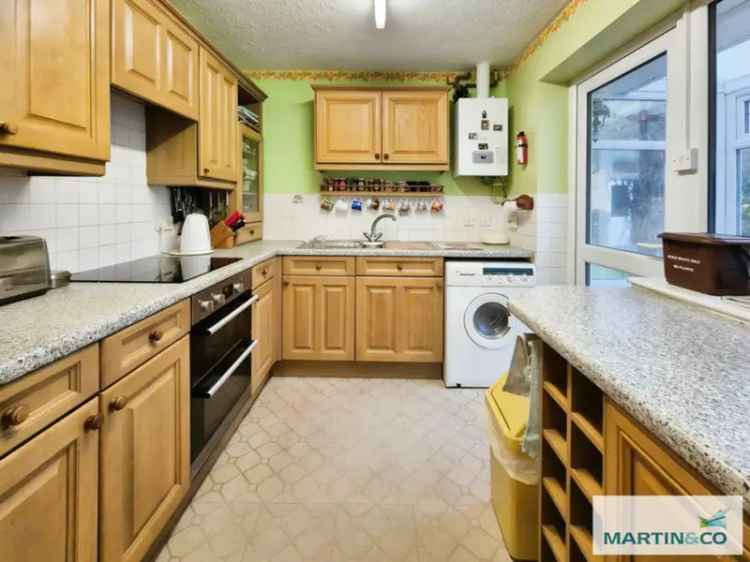 3 Bedroom Bungalow For Sale Detached Double Garage Large Driveway