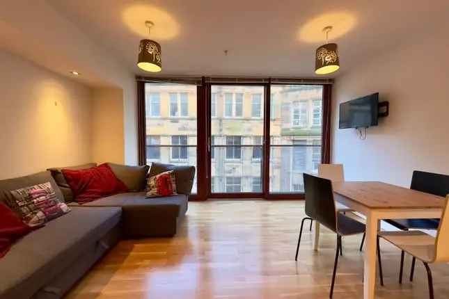 Flat to rent in Mitchell Street, City Centre, Glasgow G1