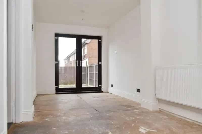 3 Bedroom House For Sale Oldham - No Onward Chain