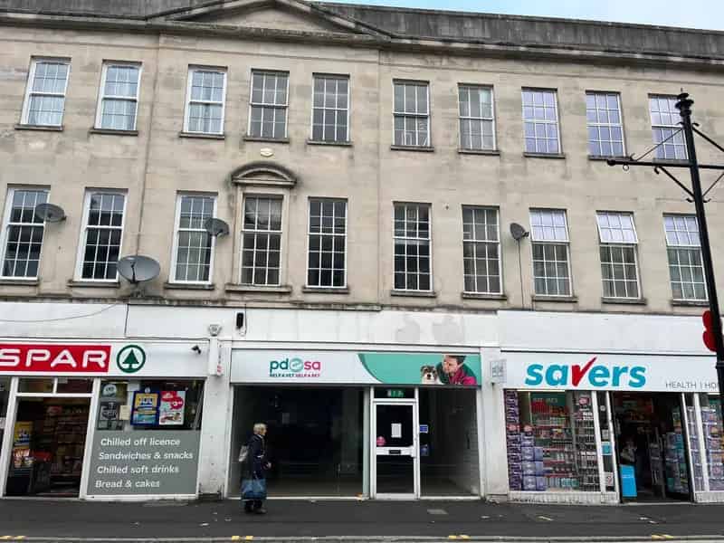 Retail Unit to Let Newton Abbot Town Centre