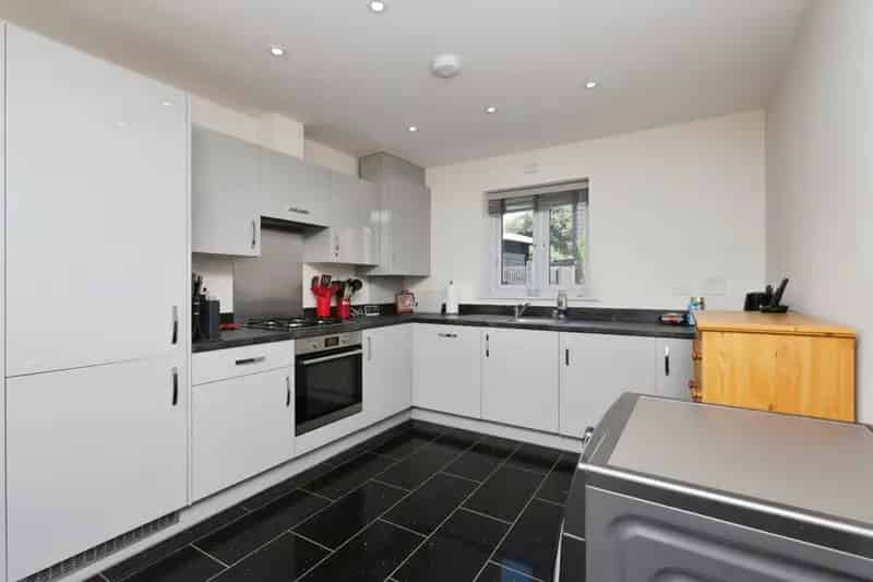 3 Bedroom Semi-Detached House Hailsham