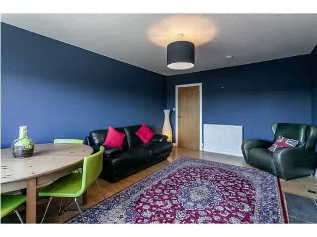 2 bedroom flat  for sale