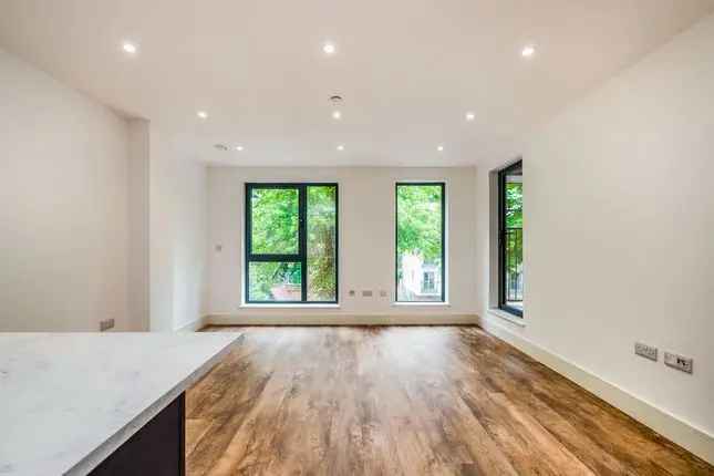 Flat for sale in Cathedral Road, Cardiff CF11