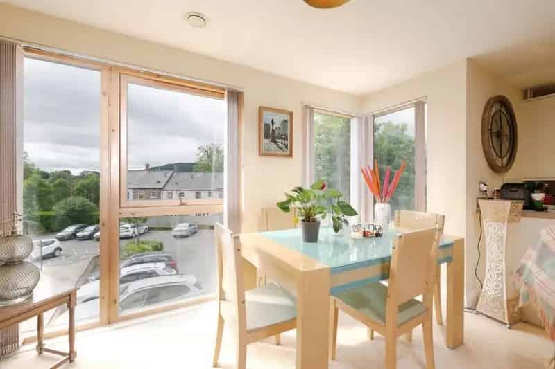 2 Bedroom Apartment with Countryside Views Near Monmouth Town
