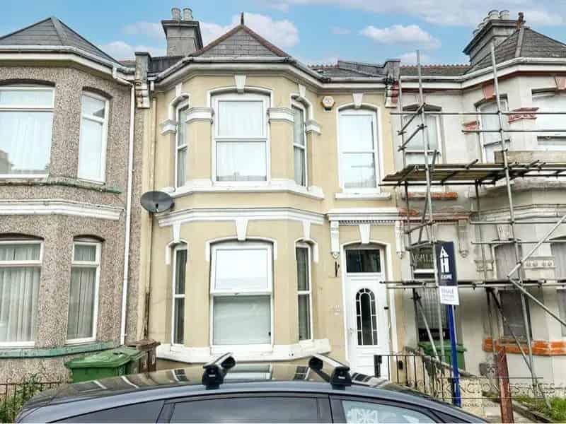 3 Bedroom House to Rent in Stoke