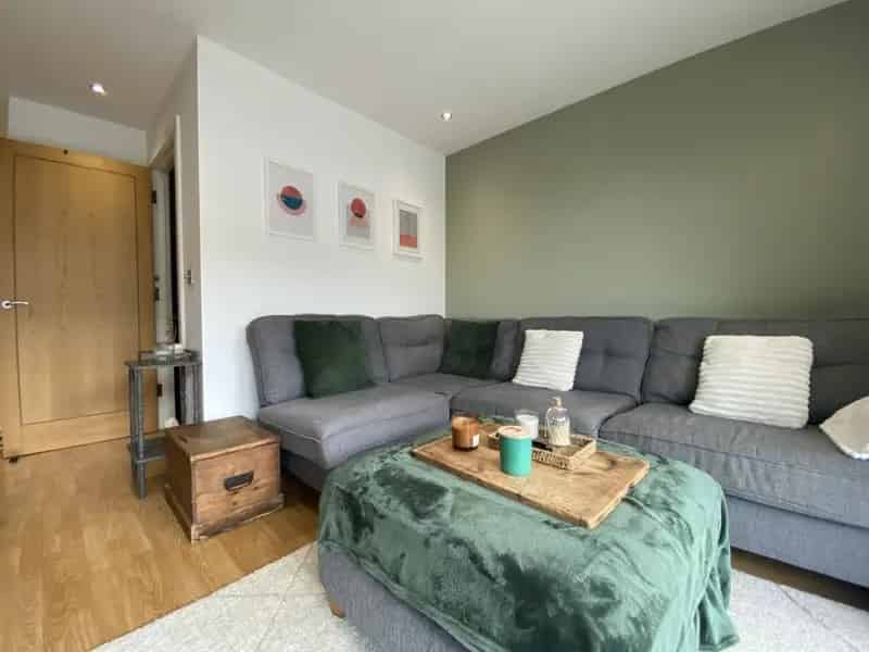 2 Bedroom Flat To Rent Available 05092025