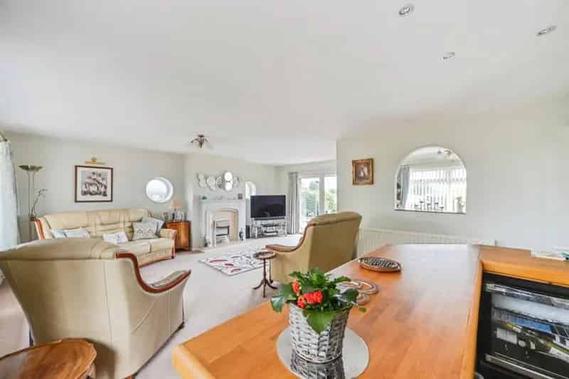 House For Sale , Uttoxeter Road, Lichfield, England