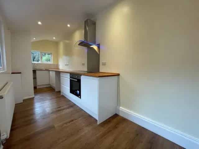 3 Bed Mid Terrace House Kidderminster Recently Refurbished