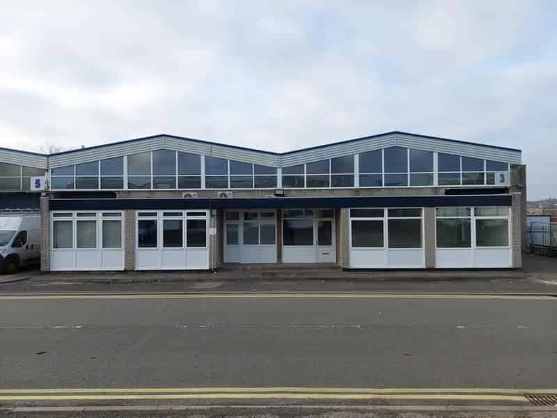 Industrial Warehouse Unit 5337 sq ft Corngreaves Trading Estate