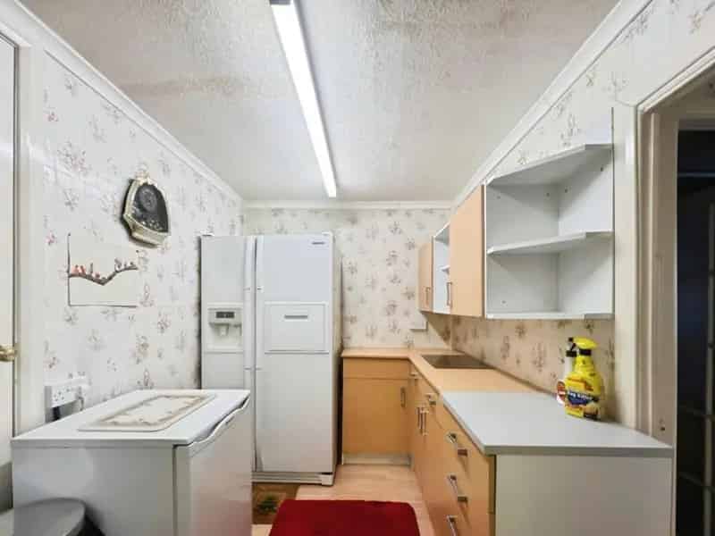 3 Bed Semi-Detached House For Sale
