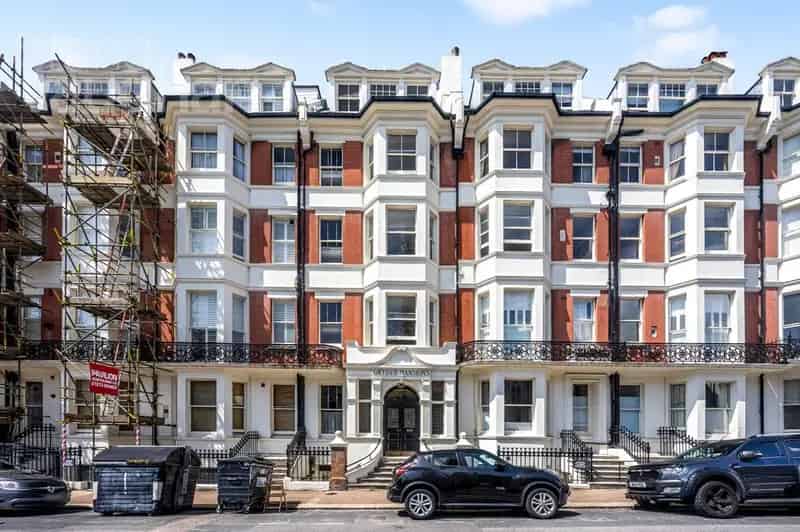 Studio Apartment for Sale in Hove Gwydyr Mansions