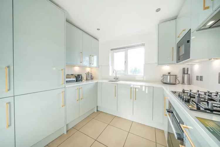 2 Bed 2 Bath Modern Apartment Near Beckenham Place Park