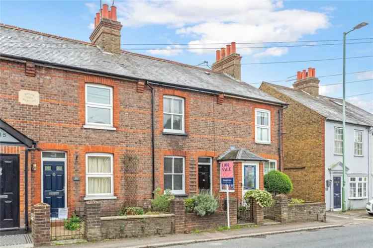 2 Bedroom Terraced House for Sale near Rickmansworth Aquadrome