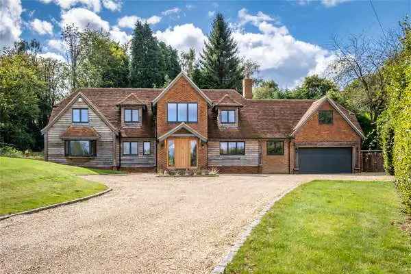 Square Drive, Haslemere, Surrey, GU27 3LW | Property for sale | Savills