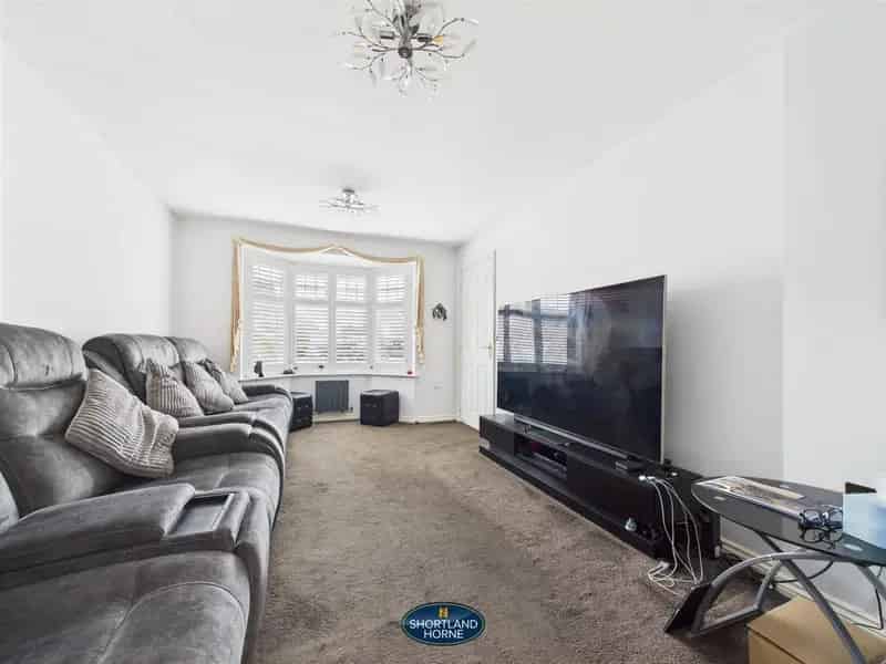 4 Bedroom Detached House for Rent