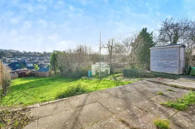 Three Bedroom Semi Detached House Elburton Large Plot Potential To Extend