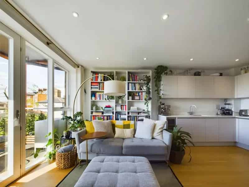 1 Bedroom Flat For Sale Near Kilburn Park Tube