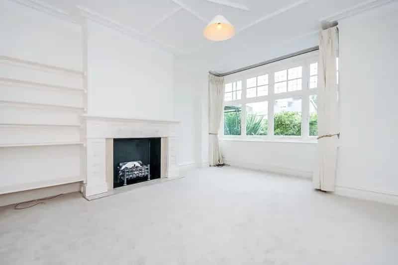 Four Bedroom Family Home West Putney