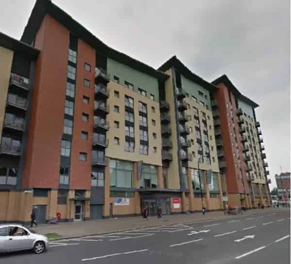 2 Bedroom Flat Near Amenities