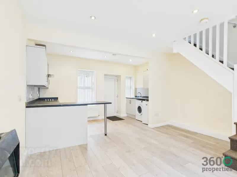 Two Bedroom Mid Terrace House Antrim Town Centre