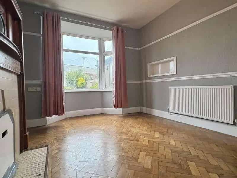 3 Bed House for Sale Near Amenities and Schools