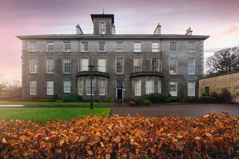 3 Bedroom Apartment for Sale in Aberdeen