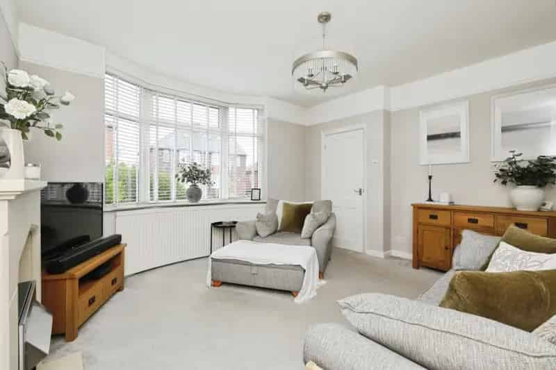 3 Bedroom Semi-Detached House for Sale in Norton Lees
