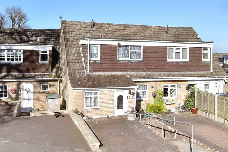3 Bedroom Terraced House for Sale Chain Free