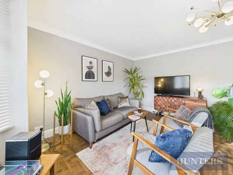 2 Bedroom Flat for Sale 1157 SQ FT