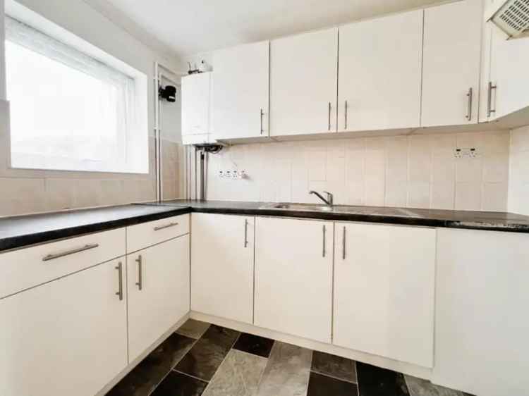 2 Bed House for Sale Near Ashford Town Centre