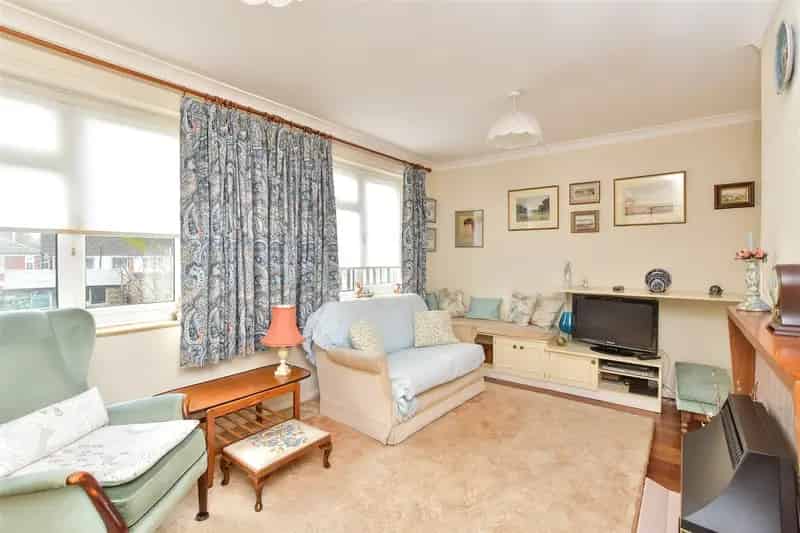3 Bedroom Semi Detached House For Sale Petworth