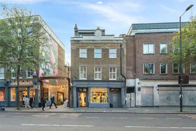 Flat for sale in Upper Street, Islington, London N1