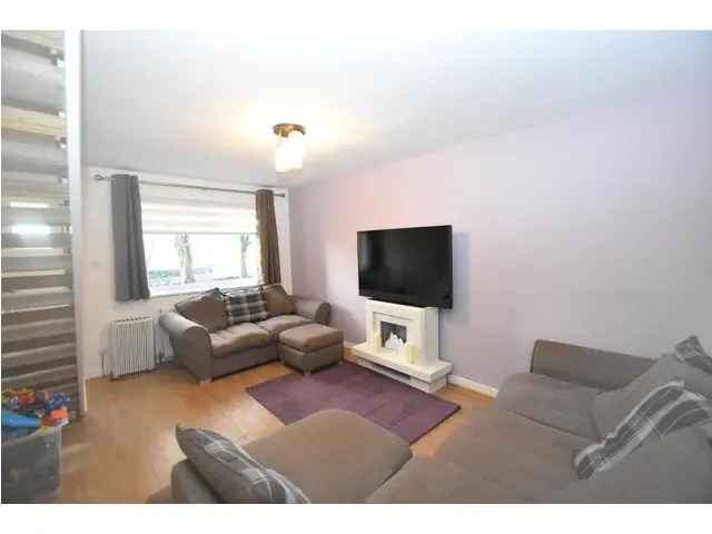 3 bedroom end-terraced house for sale