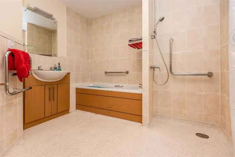 1 Bedroom Retirement Apartment for Sale in Poppy Court