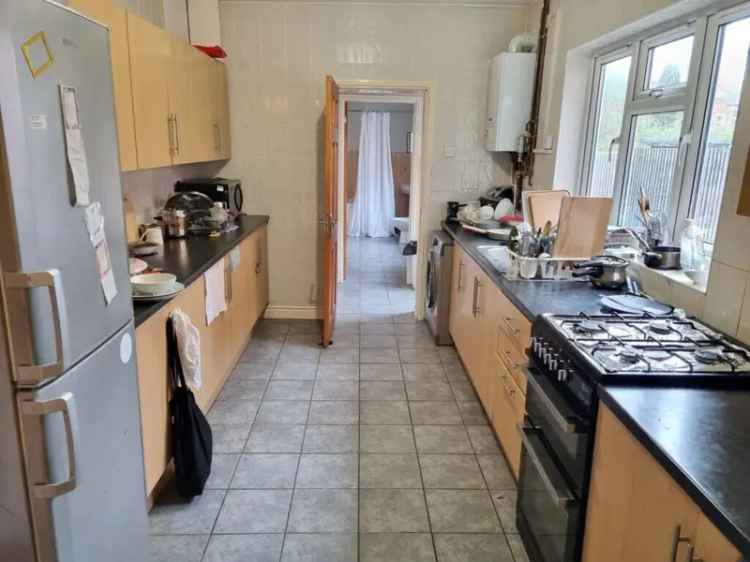 4 Double Bedroom House Fully Furnished Available July 1st