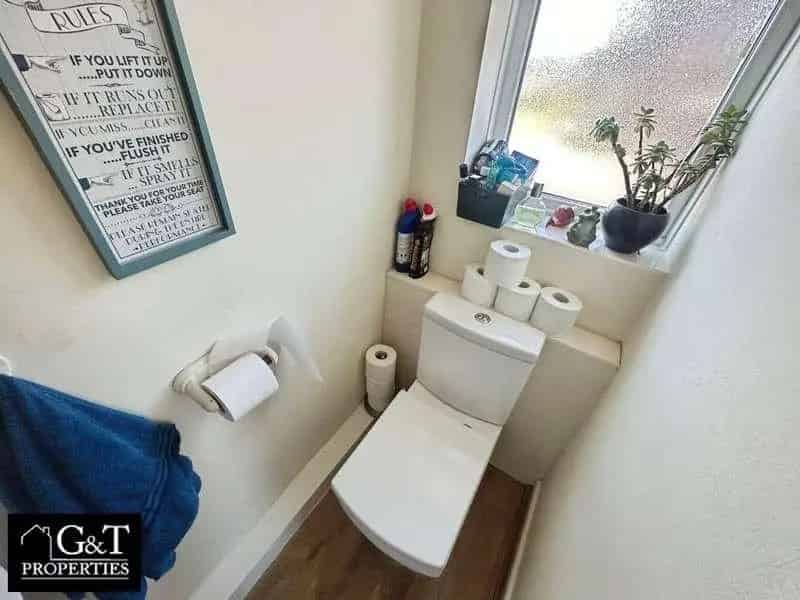 4 Bed House For Sale Near Schools