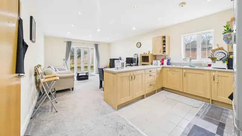 2 Bedroom Apartment for Sale