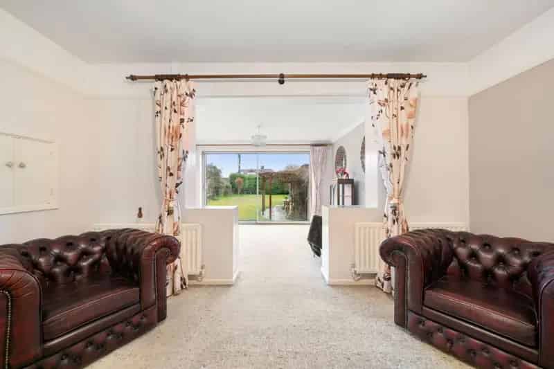 3 Bedroom Detached Bungalow for Sale in Basingstoke