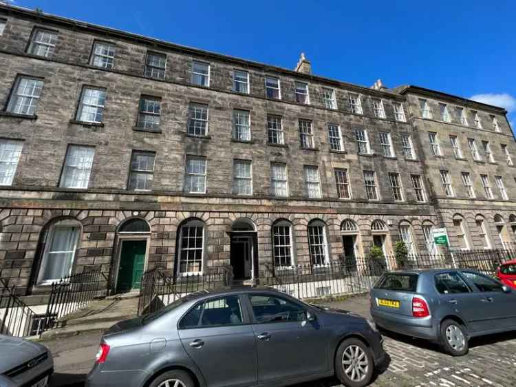 4 Bedroom Flat to Rent in Edinburgh