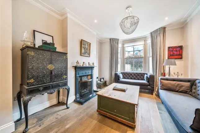 4 Bedroom Victorian House for Sale near Tooting Bec Common