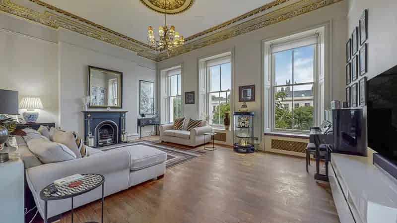 3 Bedroom Flat for Sale