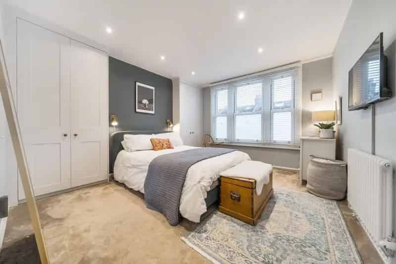 Earlsfield Maisonette: Light Spacious Home